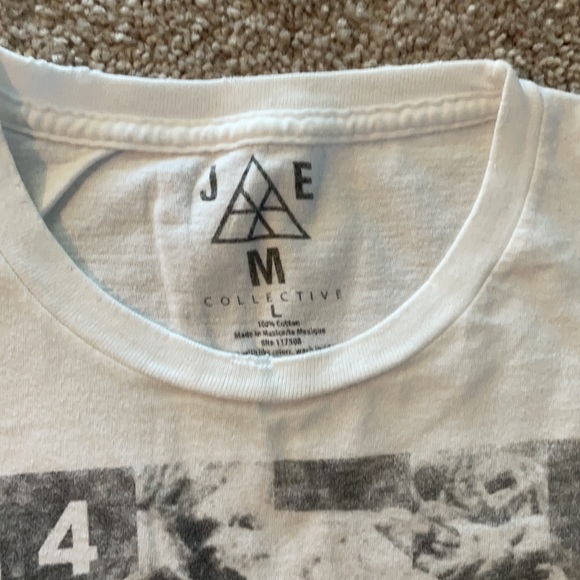 Distressed Greek God Tee Shirt - Picture 5 of 6